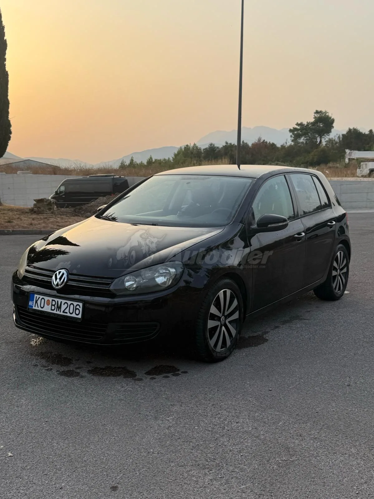 auto u dobro stanje , 2011 – fotografija 1 od 5