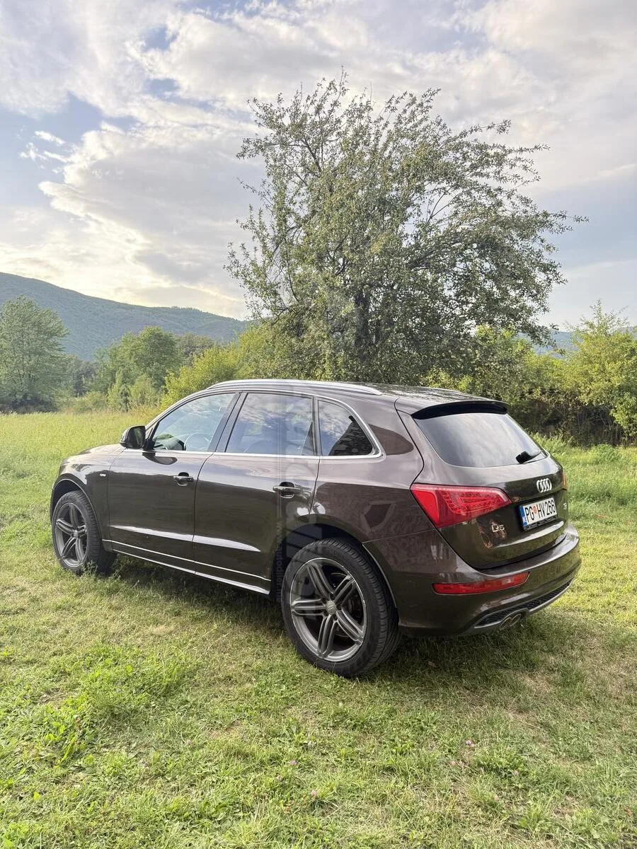  Prodaje se Audi Q5 2.0 TDI Quattro S line – 2012. godište, 2012 – Foto 1 von 5