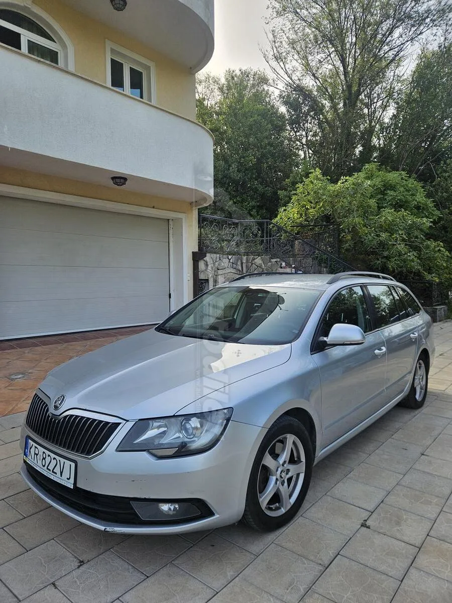 Škoda – drugi vlasnik, automobil uredan i dobro održavan., 2013 – fotoğraf 1 / 6