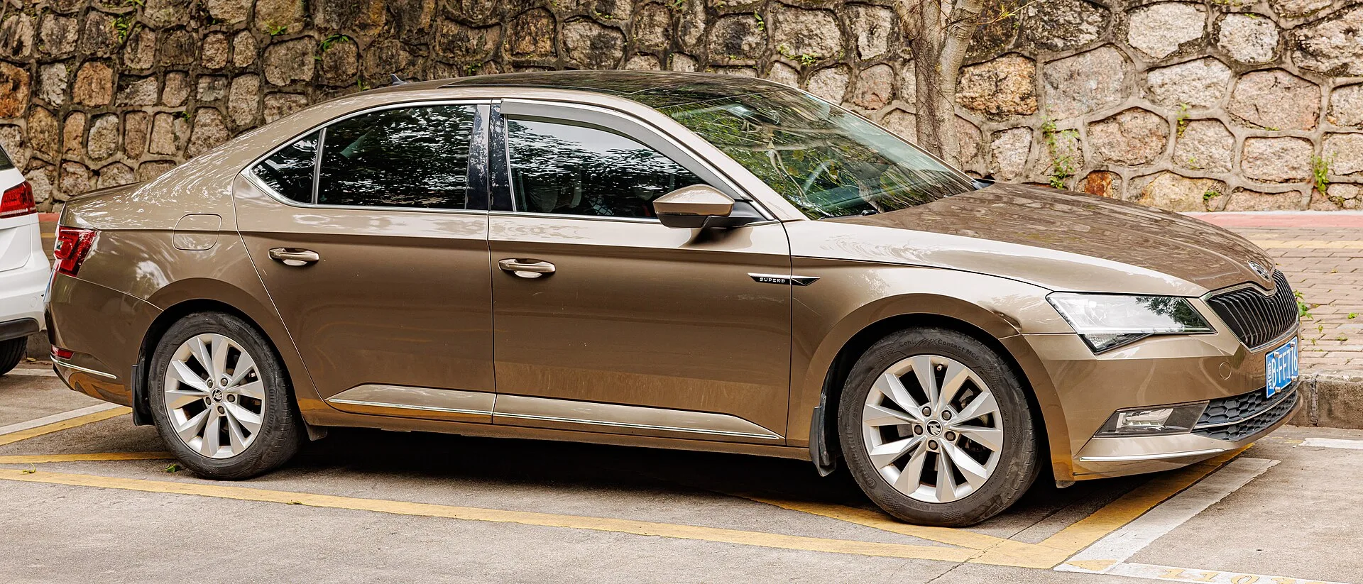 Skoda Superb 2.0, 2018 – fotografija 1 od 3