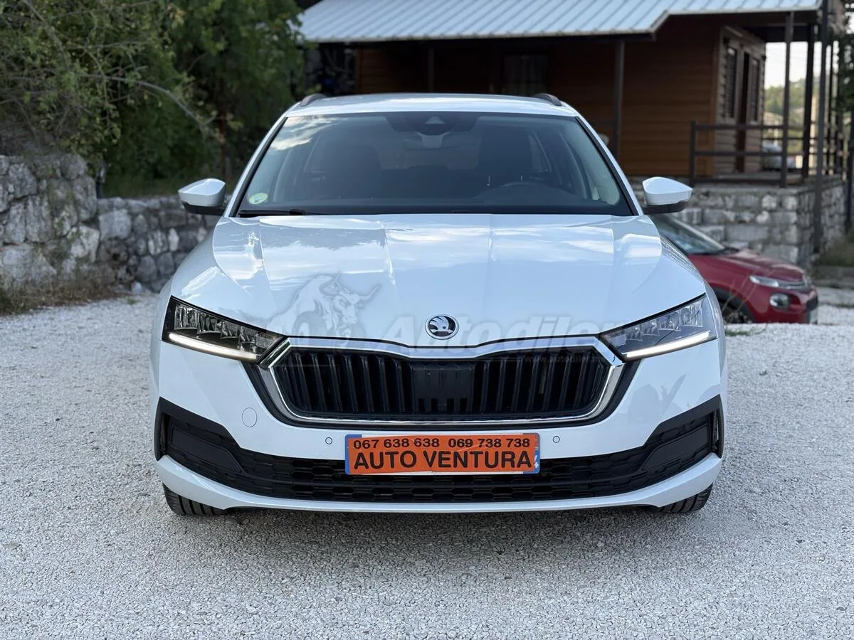prodajem automobil, 2022 – fotografija 1 od 6