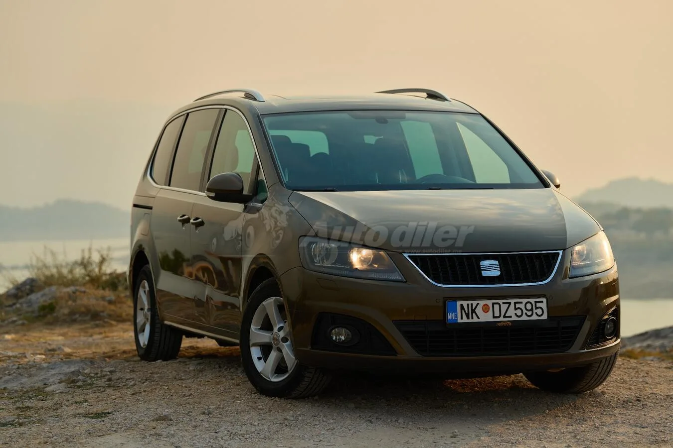 seat alhambra 2.0, 2012 – fotografija 1 od 6