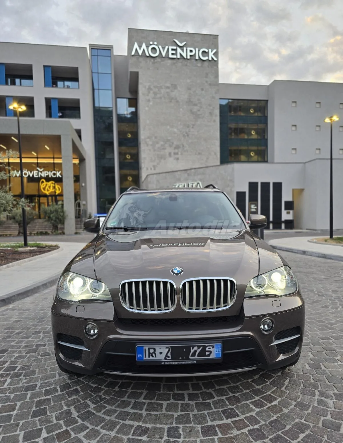 BMW X5 xDrive 3.0 180kw, 2011 – photo 1 of 6