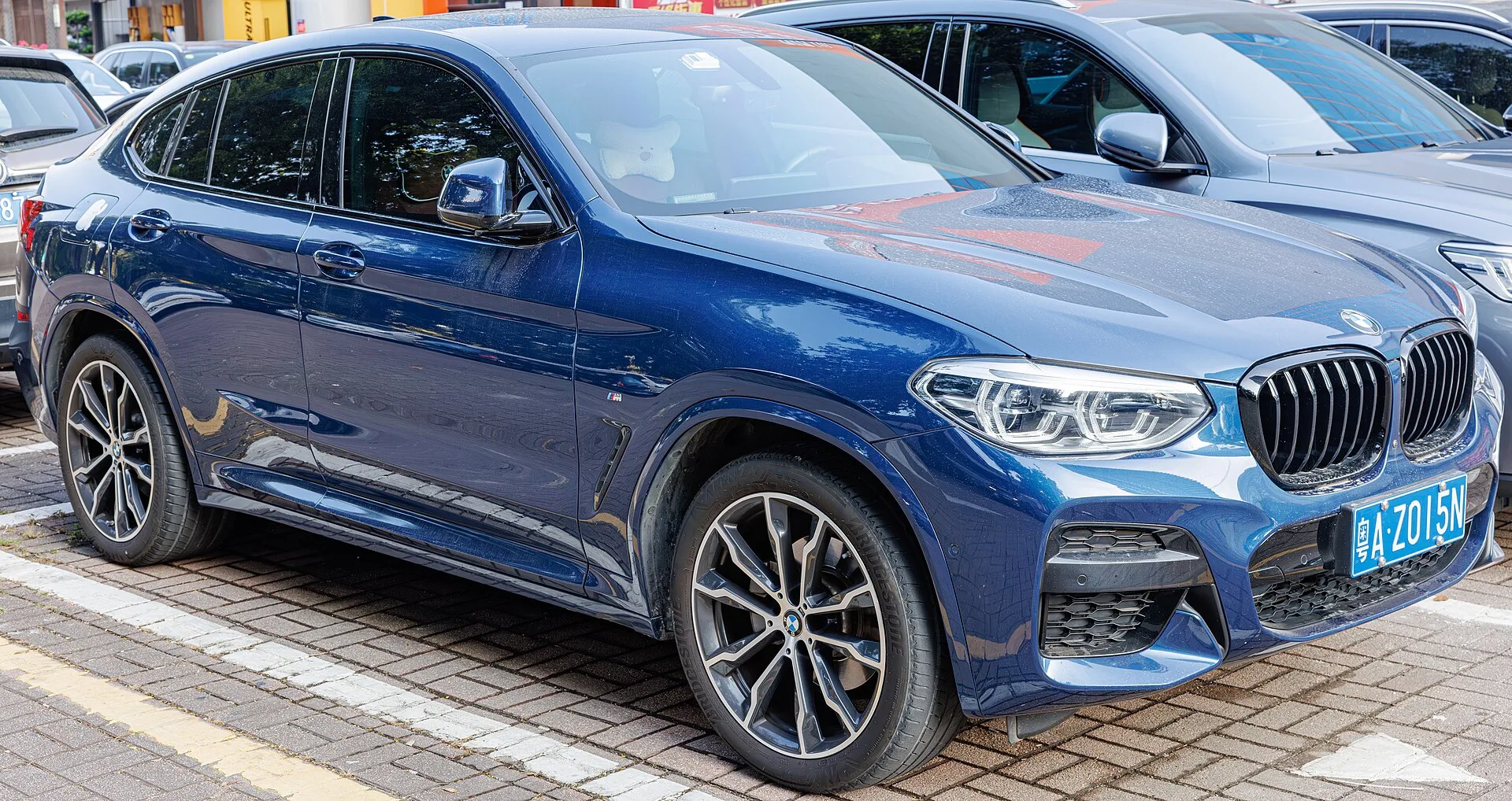 BMW X4 30d xDrive M-Paket, 2015 – fotografija 1 od 3